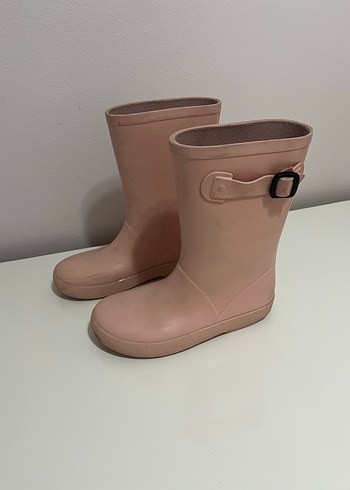 31 Beden Igor Kız Çocuk Pudra pembe Rengi Tokalı Yağmur Çizmesi