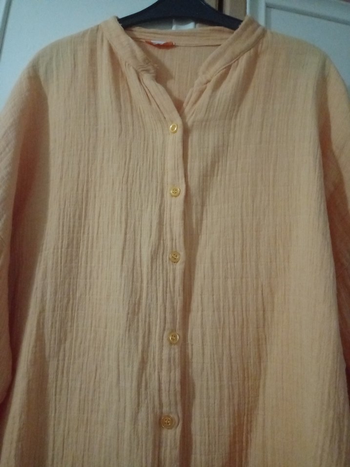 Bej Düğmeli Kadın Keten Gömlek - Görsel 2