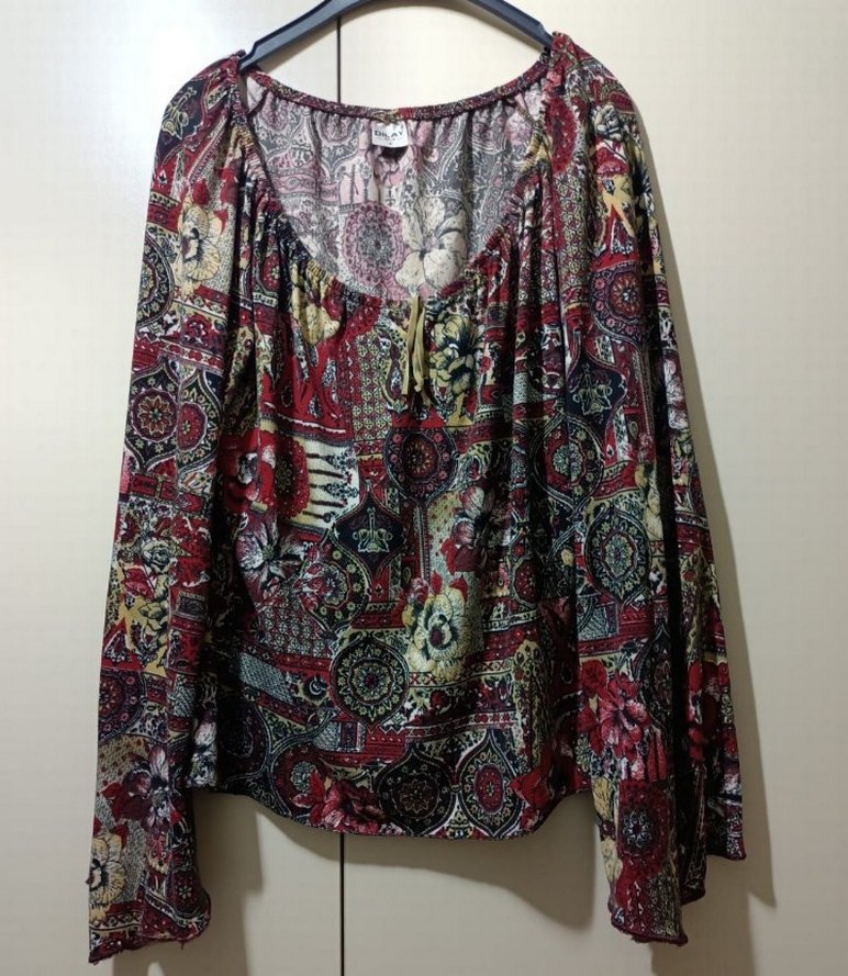 Bohem Desenli Kısa Bluz - Görsel 3