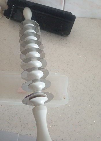 Beden Beyaz Saplı Gri Spiral Sebze hamur Dilimleyici