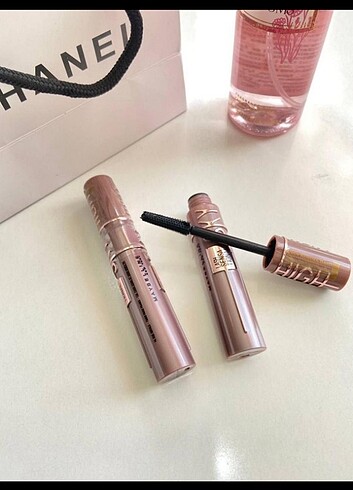 Maybelline New York maskara 