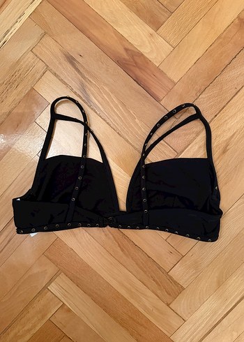42 Beden ASOS zımbalı Siyah Gotik Bikini Üstü
