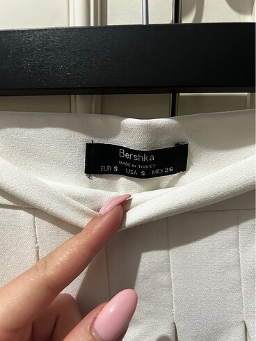 s Beden Bershka beyaz pileli etek