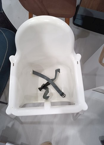 Beyaz ve Gri Çocuk Mama Sandalyesi - Görsel 3