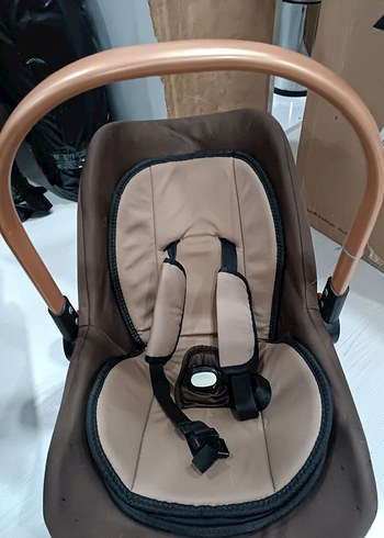 Beyaz ve Gri Çocuk Mama Sandalyesi - Görsel 6