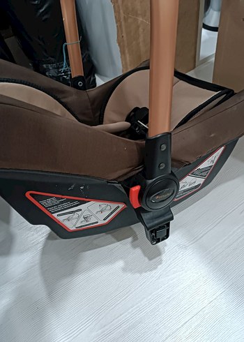 Beyaz ve Gri Çocuk Mama Sandalyesi - Görsel 9