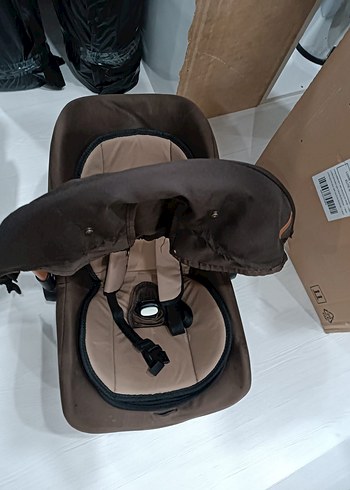 Beyaz ve Gri Çocuk Mama Sandalyesi - Görsel 5