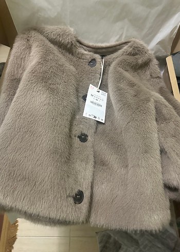 Zara Kısa Kadın Suni Kürk Ceket - Görsel 13