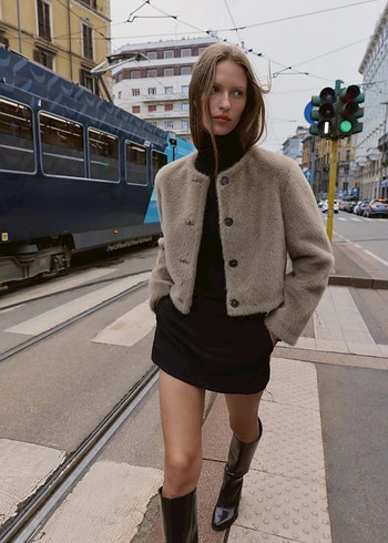 Zara Kısa Kadın Suni Kürk Ceket - Görsel 2