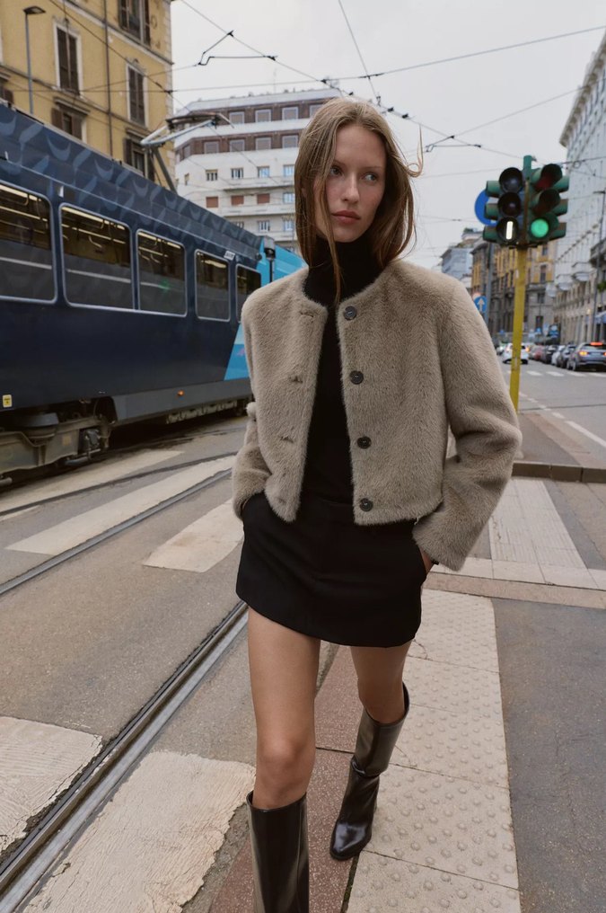 Zara Kısa Kadın Suni Kürk Ceket - Görsel 2