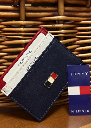 Tommy Hilfiger
