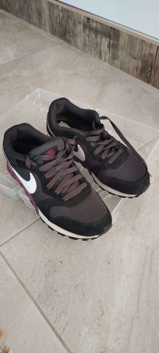 Nike Siyah Kadın Spor Ayakkabı - Görsel 2