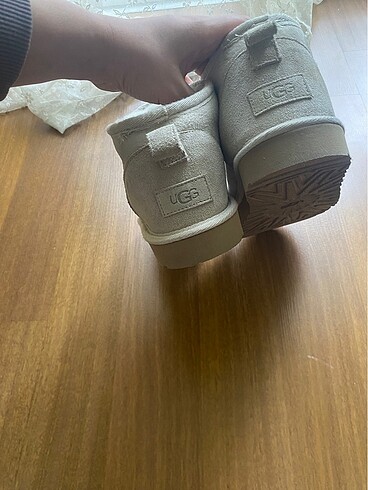 Ugg Ugg ithal yurtdisindan hic giyilmedi