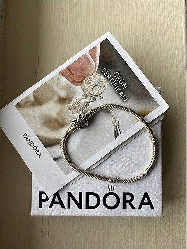 Pandora Moments Kelebek Klipsli Bileklik 17 cm
