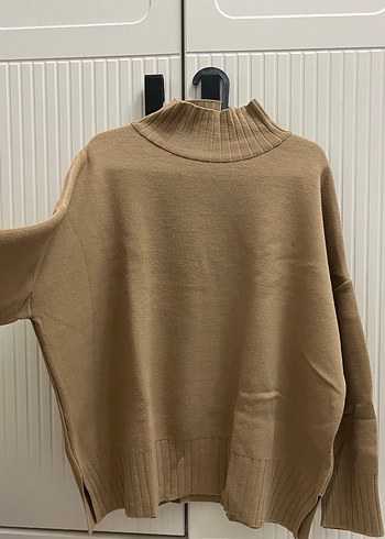 Bej Boğazlı Örme Kadın Kazak - Görsel 2