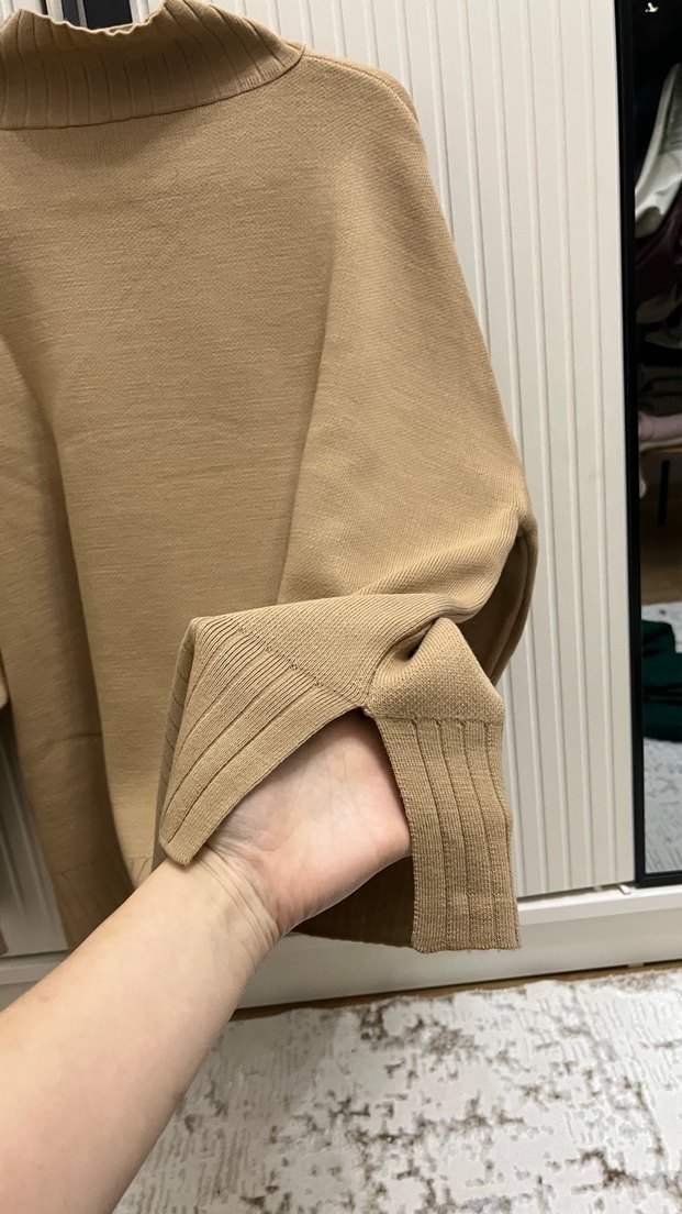 Bej Boğazlı Örme Kadın Kazak - Görsel 5