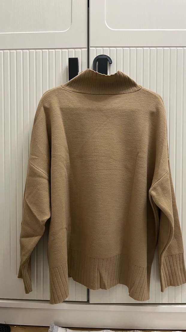 Bej Boğazlı Örme Kadın Kazak - Görsel 4