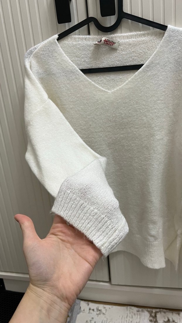 Kadın Beyaz V Yaka Pamuklu Triko Kazak - Görsel 2