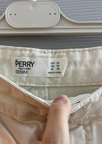 Beyaz Rahat Kesim Pantolon - Görsel 3