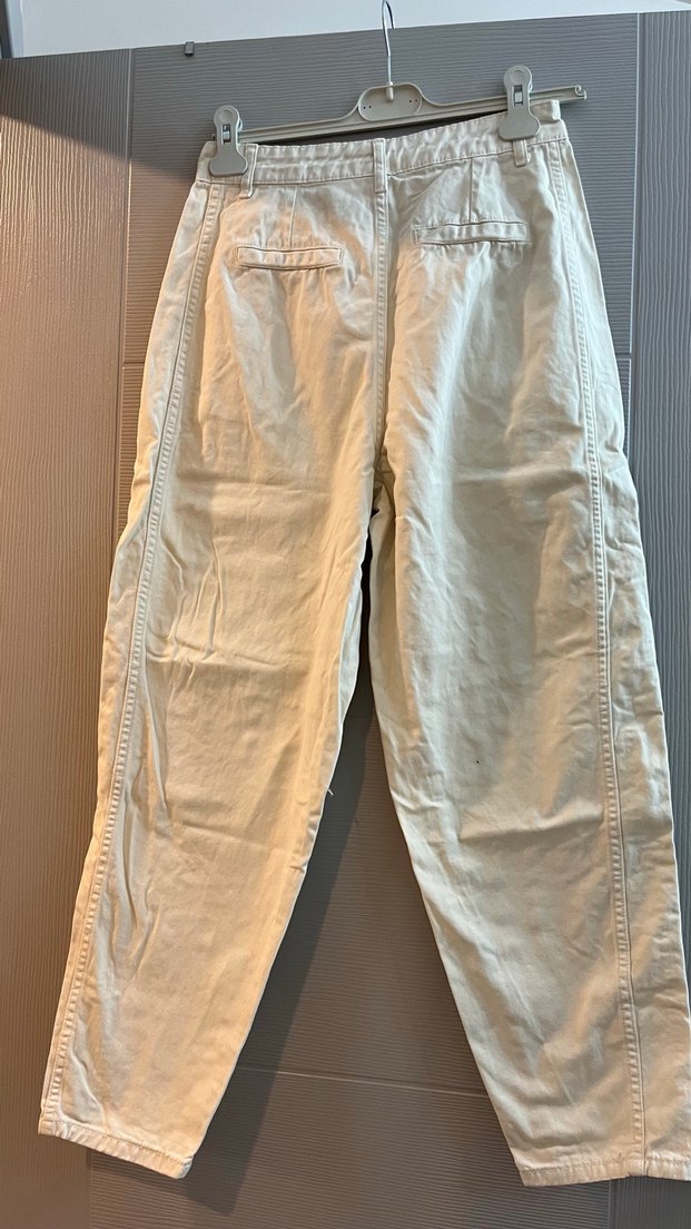 Beyaz Rahat Kesim Pantolon - Görsel 4