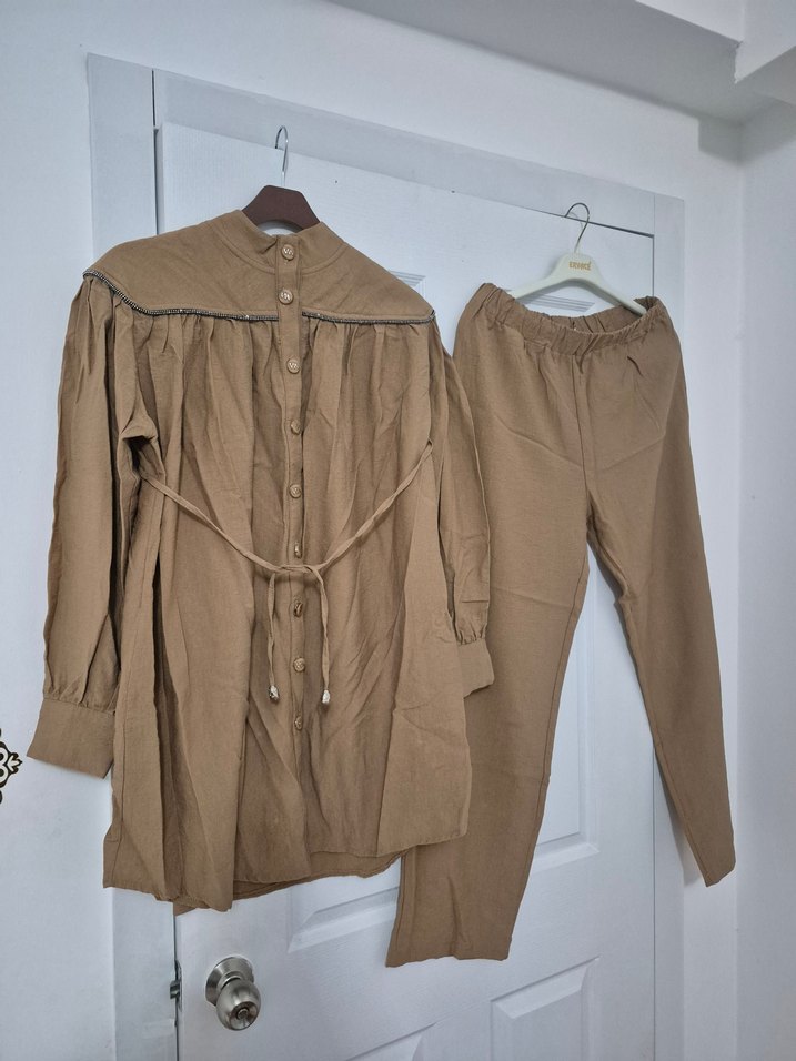 Bej Kemerli Uzun Kadın Takım - Görsel 2