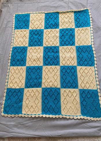 Bej Kare Desenli Örgü Çocuk Battaniyesi - Görsel 6