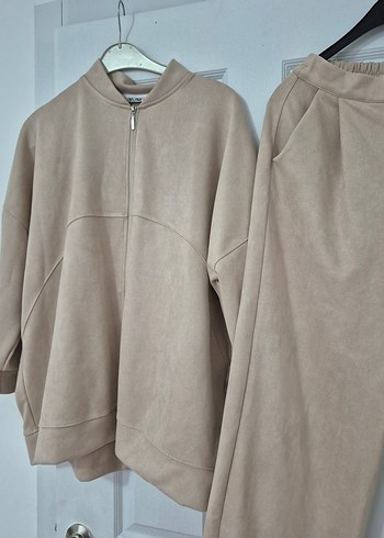 Bej Kadın Süet Takım - Rahat Kesim - Görsel 4