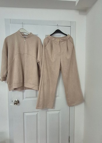 Bej Kadın Süet Takım - Rahat Kesim - Görsel 2