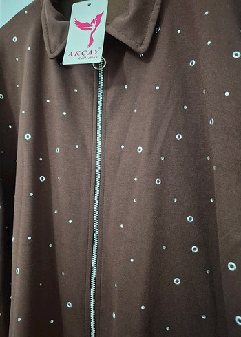 Kahverengi Uzun Kollu Düğmeli Kadın Takım - Görsel 5