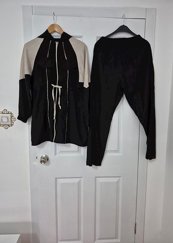 Siyah tesettür Kadın Eşofman Takımı - Görsel 3