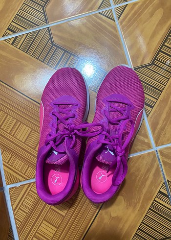 Puma Pembe Kadın Spor Ayakkabı Elastik Bağcıklarla