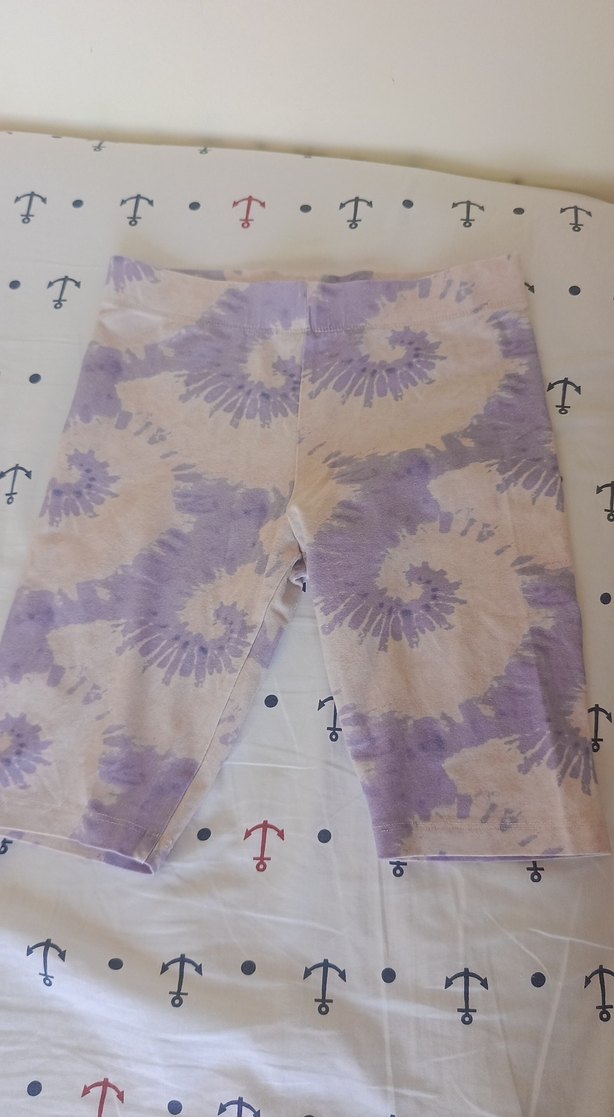 Kızlar için Renkli Desenli tayt Şortlar. ( 4 adet fiyatı 150 tl) - Görsel 4