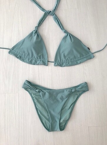 l Beden turkuaz Renk Trendyolmilla bikini takımı