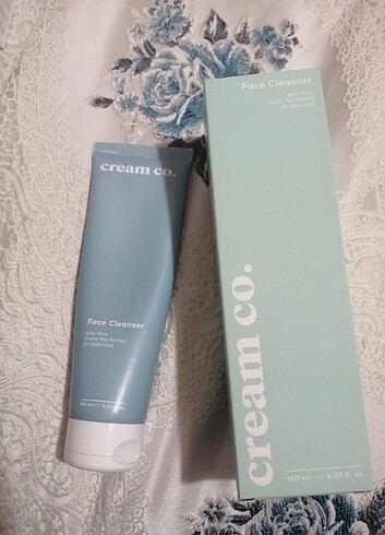 Cream co face cleanser