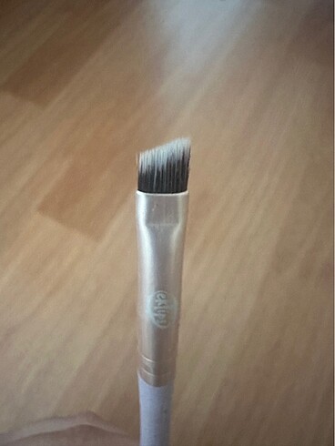  Beden Eklips Eyeliner Fırçası