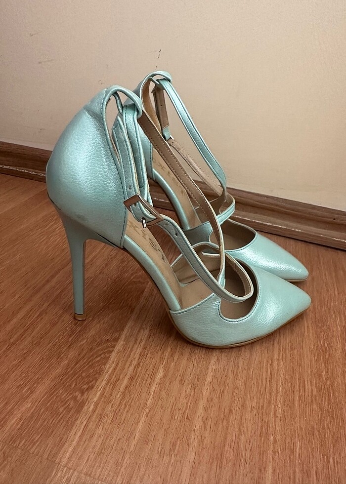 Su yeşili topuklu ayakkabı. - Görsel 2
