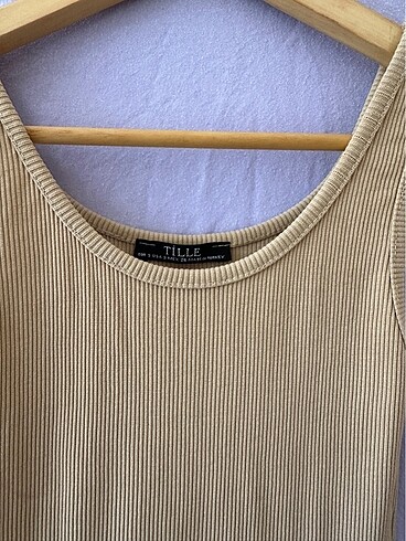 Bej renk askılı elbise - Görsel 3