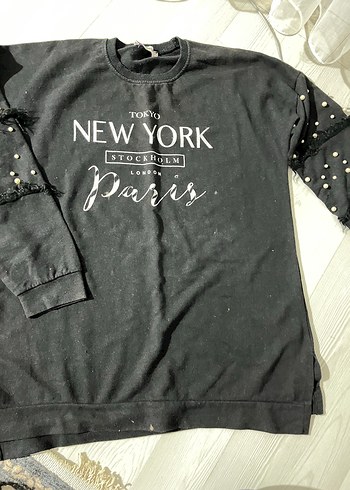 Koton Sehir Baskili Siyah Bisiklet Yaka Sweatshirt