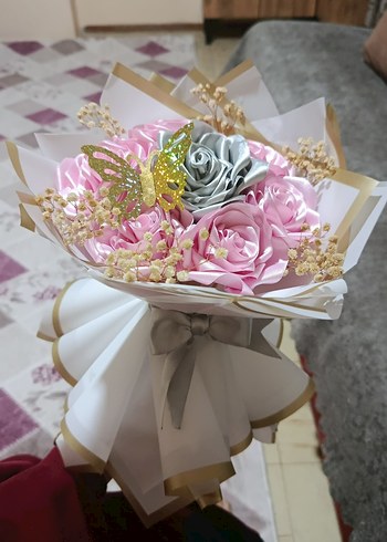 Bir çiçek buketi... - Görsel 2