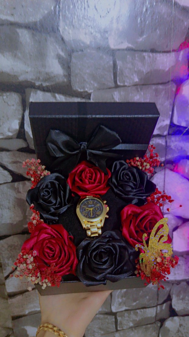 Koyu Siyah Kayışlı Kadın Saat - Görsel 3