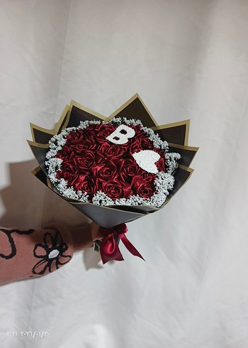 Gelin için bir gül buketi. - Görsel 4