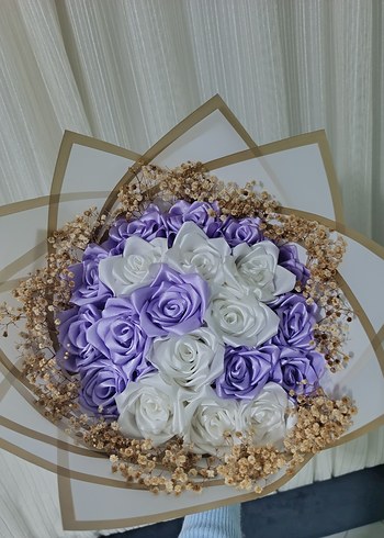 Lila ve Beyaz Dantel Gelin Buketi - Görsel 2