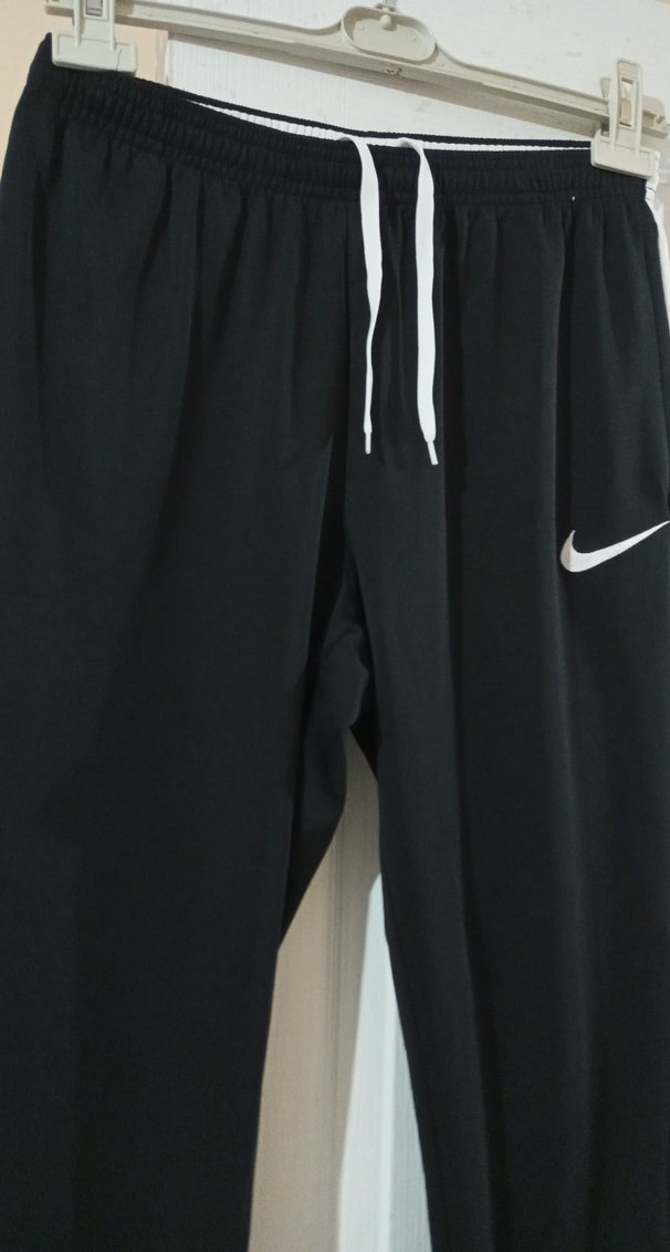 nike Siyah Erkek Eşofman altı M beden (orjinal) - Görsel 3