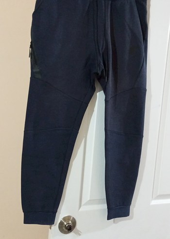 Fermuarlı Cep Detaylı Siyah Eşofman - Görsel 4