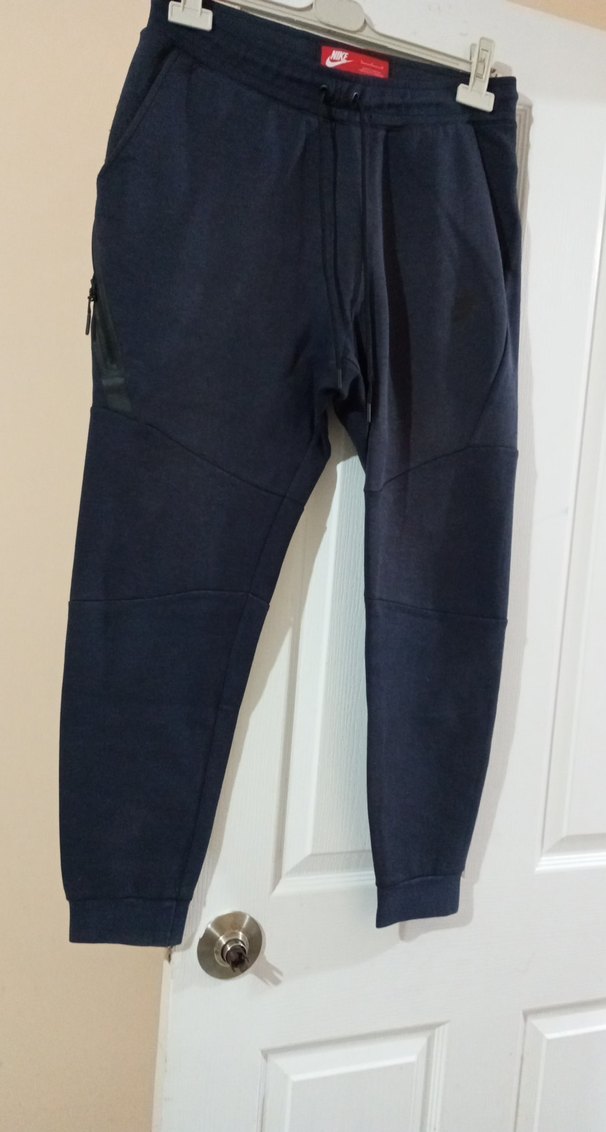 Fermuarlı Cep Detaylı Siyah Eşofman - Görsel 3