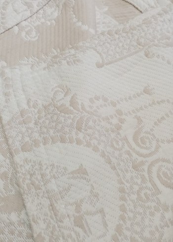 İşlemeli battal boy sıfır yatak örtüsü - Görsel 10