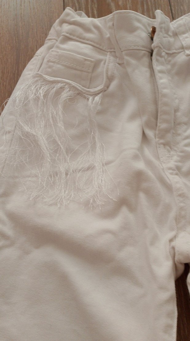 Kız Çocuk Beyaz Pamuklu Bol Kesim Pantolon - Görsel 2