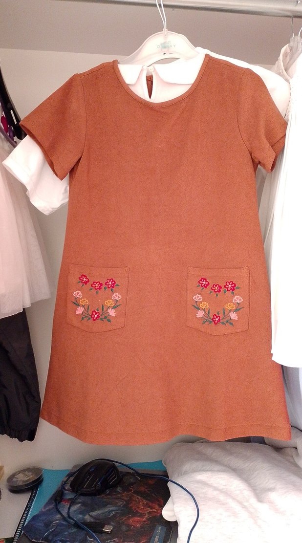 Kız Çocuk Kısa Kollu Nakışlı Elbise gömlegide içinde - Görsel 2