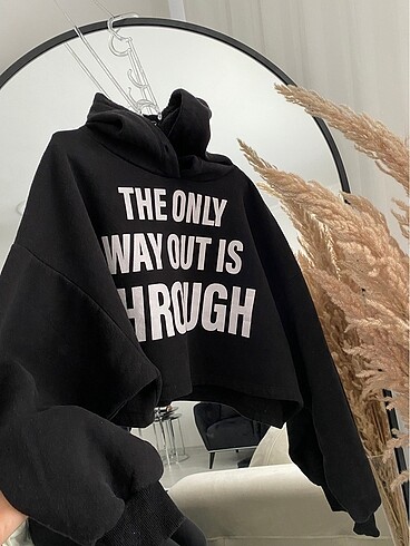 Crop sweatshirt