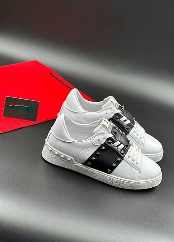 Valentino VALENTİNO